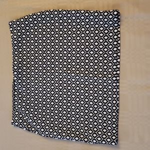 H&M Black and White Mini (0524) 💥